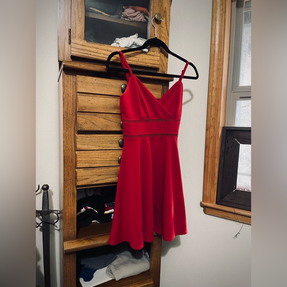 EUC Flattering Red Mini Dress - Picture 3 of 7